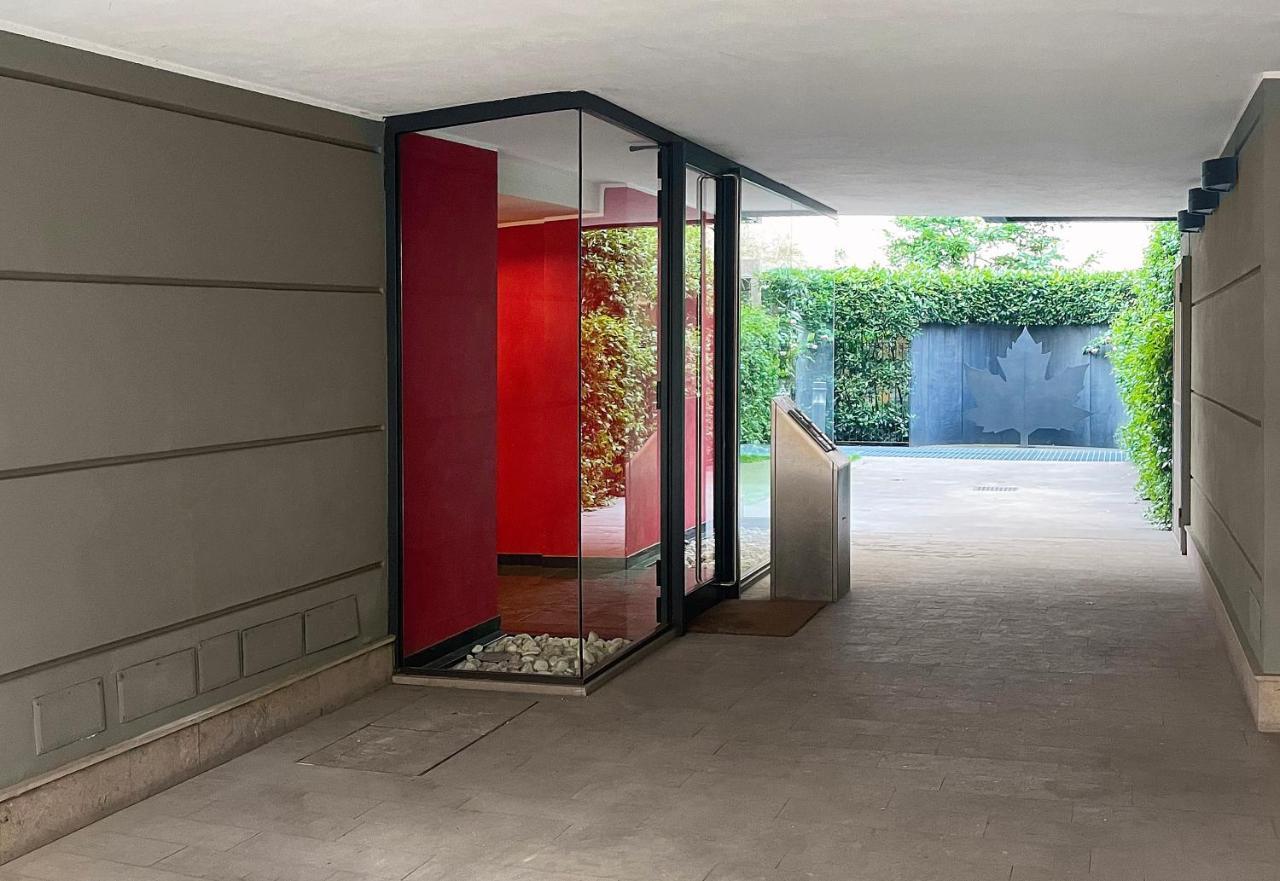 Villa Fenix Milano Luaran gambar