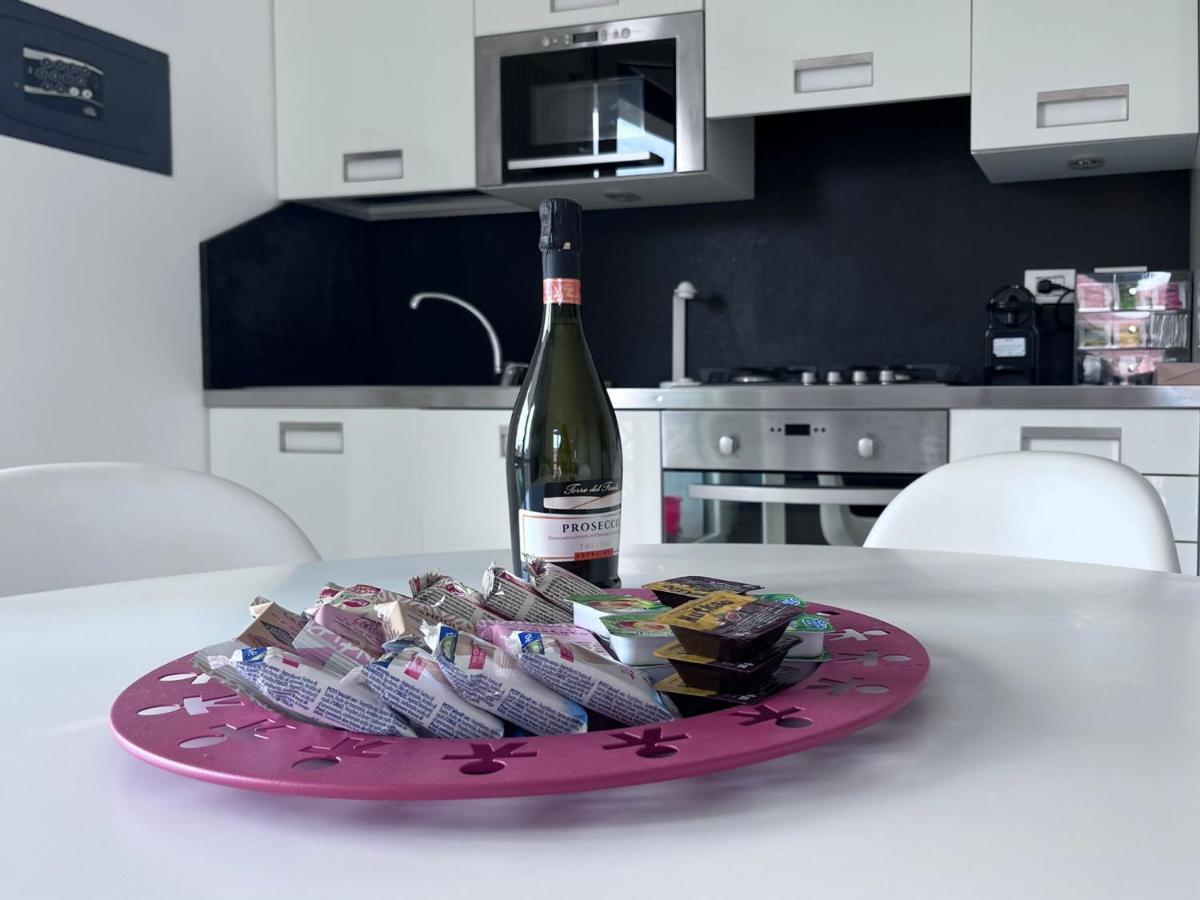 Villa Fenix Milano Luaran gambar
